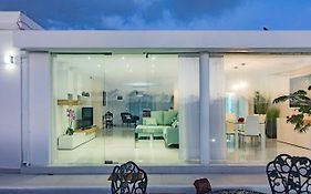 Villa Dreams